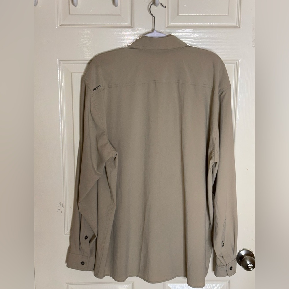 Men's Orvis Button Down XL Tan Brown Long Sleeve Polyester, And Spandex Shirt - Picture 6 of 9